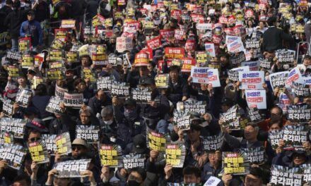 Destituyen al presidente surcoreano Yoon Suk-Yeol por declaración fallida de ley marcial