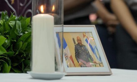 ASEOPNA y HOGESDOPOL rinden homenaje al Dr. José Ovidio Maldonado Reyes en su novenario