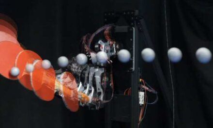 Robot que juega al pimpón con una asombrosa destreza