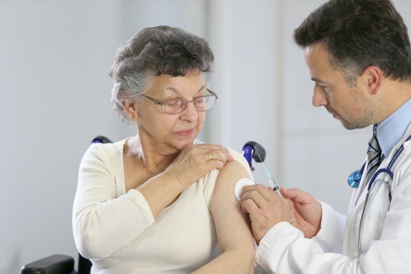 Aumentan complicaciones por virus respiratorios en mayores de 65 años en Las Américas