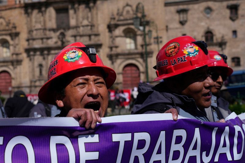 Marchas en Latinoamérica exigen mejoras salariales