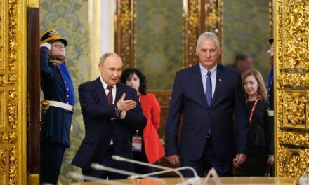 Rusia recibe a líderes para el desfile militar del viernes próximo