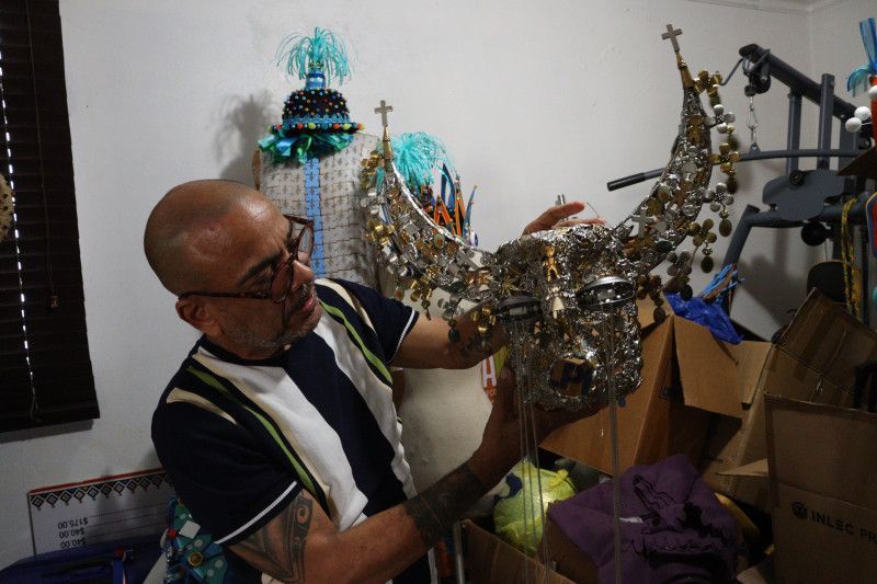Luis Rivas: diseñador que con su arte representa al país en diversas partes del mundo