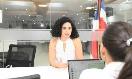 Flavia Núñez: la joven cantante dominicana fascinada por el mundo del barroco y el jazz