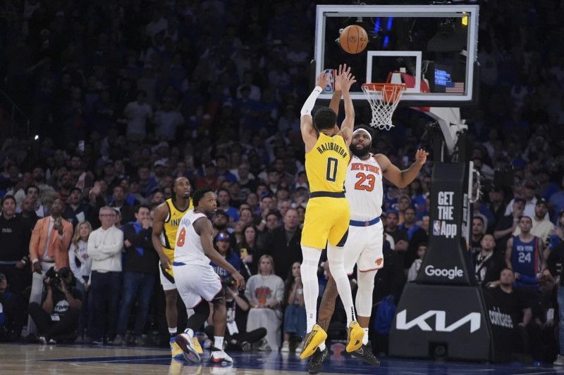 Pacers, de la mano de Haliburton, hacen regreso milagroso y vencen a Knicks en tiempo extra