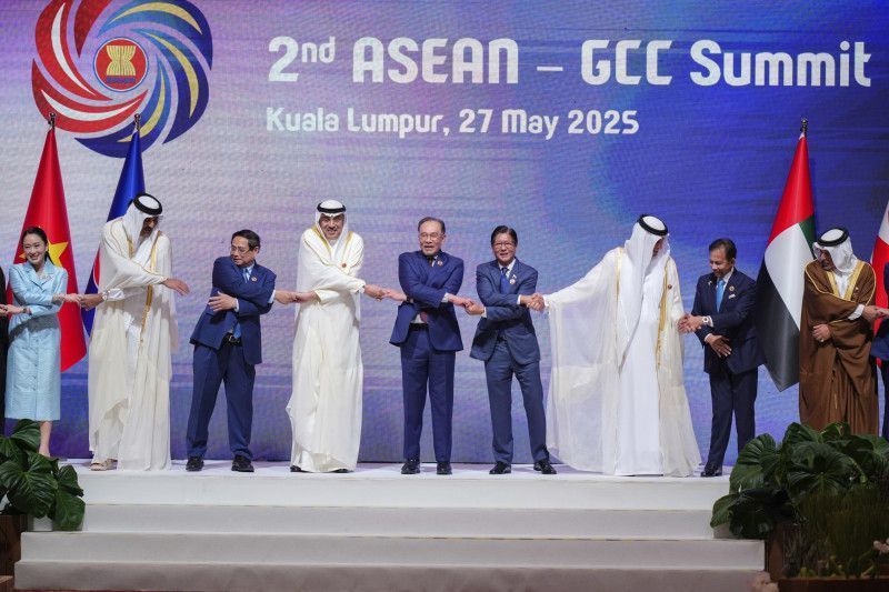 ASEAN abre cumbre de las naciones del Golfo Pérsico