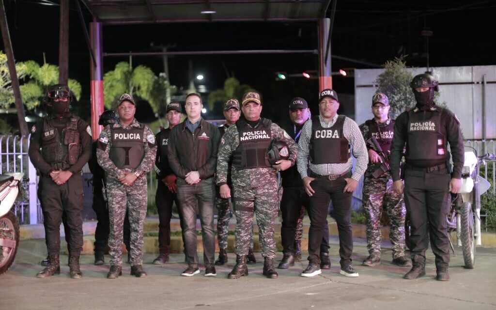 Autoridades refuerzan control en negocios nocturnos durante operativo “Garantía de Paz” en Haina y SDO