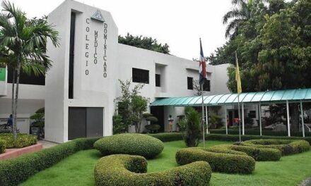 El Colegio Médico afirma que el 100 % de los hospitales han acatado el llamado a huelga