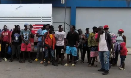 Migración detiene 1,198 haitianos sin documentos