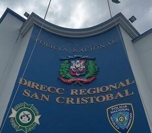 Cuatro personas detenidas en San Cristóbal por órdenes pendientes, intento de robo y riña en centro de salud