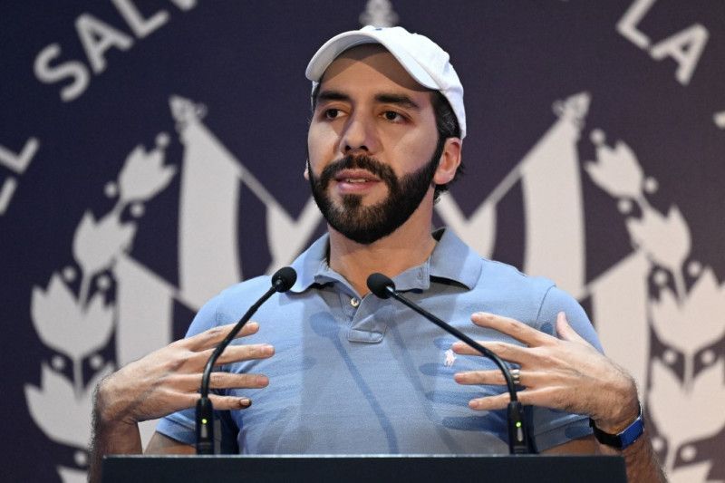 A Bukele lo tiene sin cuidado que lo llamen «dictador»
