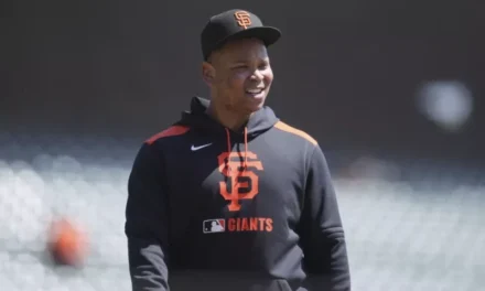 Devers explica por qué jugaría en la primera base con Gigantes y no con los Medias Rojas
