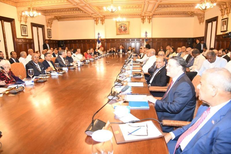 Gobierno comienza a trabajar presupuesto 2026