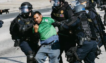 Inmigración neta baja en 500,000 personas en 2025