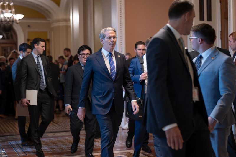 Propuesta de Trump supera votación clave en el Senado
