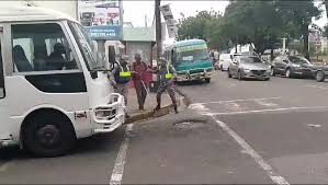 Policía Nacional refuerza su labor social asistiendo a adultos mayores en San Cristóbal