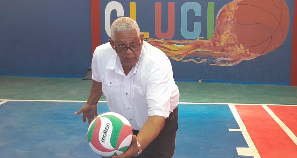 Inauguran torneo voleibol Copa Alcaldía de Santiago