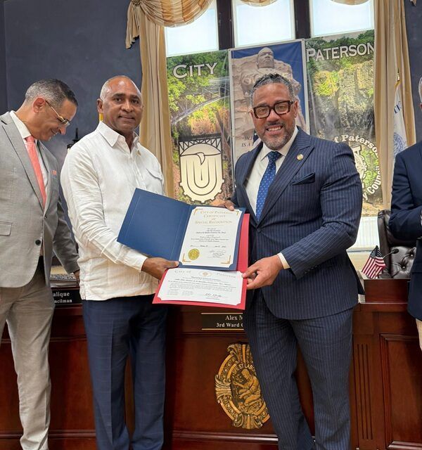 Senador Julito Fulcar es reconocido en EE. UU. por su compromiso con el desarrollo de la provincia Peravia y su apoyo a la diáspora dominicana