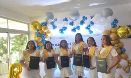 HGENSA y HPMINSA hacen historia con su primera graduación de médicos especialistas