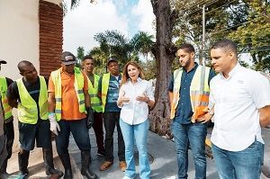 Carolina Mejía encabeza jornada de limpieza y llama a cuidar el DN