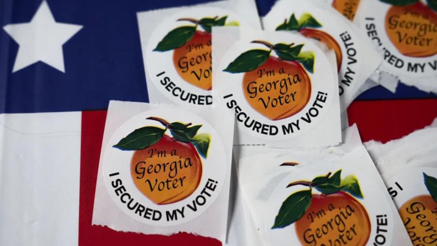 Alcalde de Georgia y dos más son encarcelados por intentar frenar una elección local