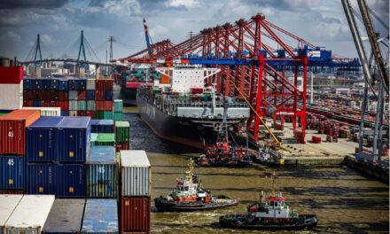 Economistas develan escenarios para RD ante aranceles de Trump
