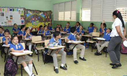 Menos estudiantes haitianos procuran inscripciones en escuelas por temor a repatriaciones