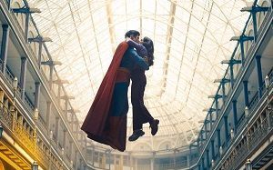 ‘Superman’ sigue volando alto y en dos semanas ha superado la recaudación total de ‘Thunderbolts*’