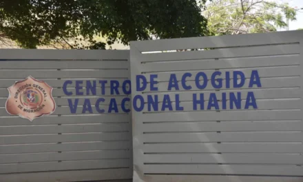 Migración notifica legalmente a 25 empresas por contratar a trabajadores indocumentados