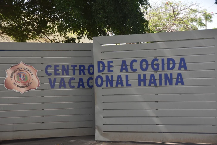 Migración notifica legalmente a 25 empresas por contratar a trabajadores indocumentados