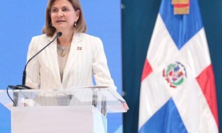 Gran respaldo de aspirantes y dirigentes PRM a Abinader sobre proselitismo en oficinas públicas