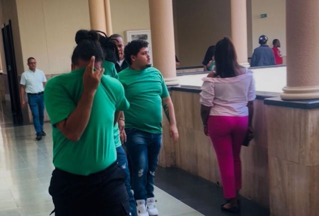 Imponen más de RD$7 millones en garantía económica a red acusada de fraude bancario en Bonao