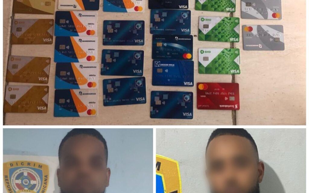 Policía Nacional apresa “El Tuerto” y “Papacito” en flagrante delito por presunto fraude con tarjetas bancarias en Santiago