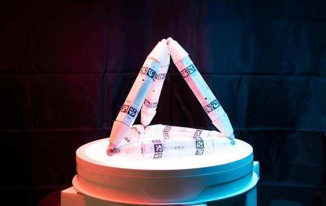 Robot capaz de crecer nutriéndose de piezas