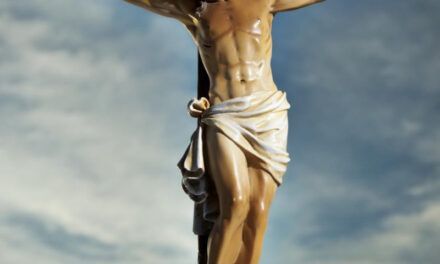 Fiscalía de Ecuador abre indagación por presunto abuso sexual que involucraría a sacerdote