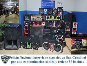 Policía Nacional interviene negocios en San Cristóbal por alta contaminación sónica y retiene 37 bocinas
