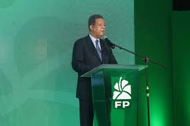 Leonel advierte que eliminar MESCyT abrirá paso a universidades mediocres