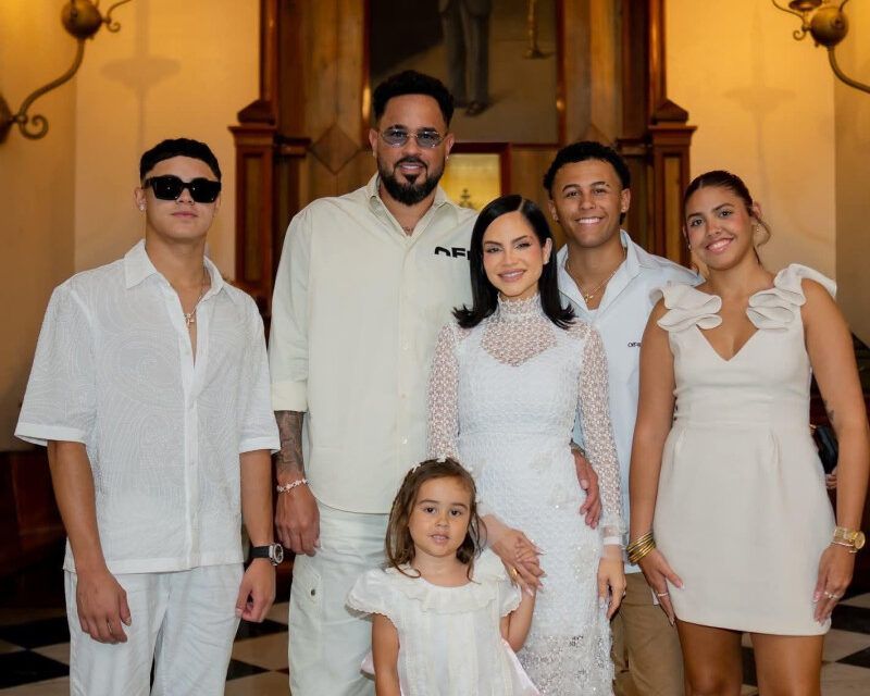 Las familias artísticas que se abren a compartir seres queridos en redes sociales