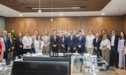 FMI y empresarios del Conep pasan revista a la economía