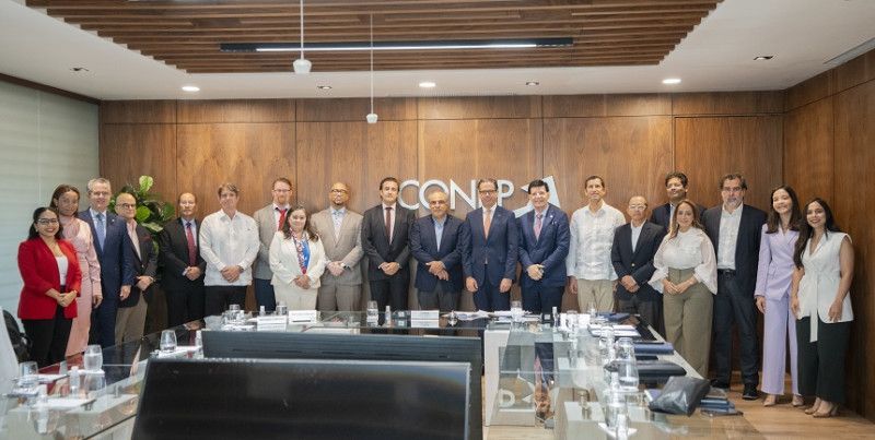 FMI y empresarios del Conep pasan revista a la economía