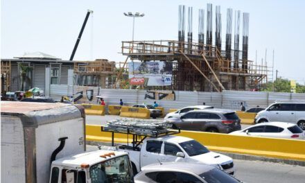 Choferes del Kilómetro 9 siguen en la incertidumbre a espera de ser reubicados
