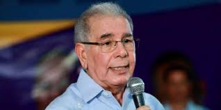 Danilo critica manejo en enfermedades catastróficas y dice Gobierno usa más recursos que otros
