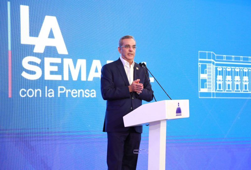 Abinader asegura PRM acata protocolo de campaña tras su advertencia