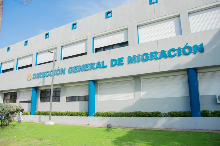 Más de 54 mil permisos y residencias renovados por la DGM en 2025, principalmente a haitianos y venezolanos
