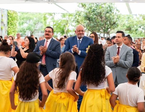 Roberto Fulcar llama en Puerto Rico a derrotar la pobreza del Caribe con liderazgo trascendente y educación democrática