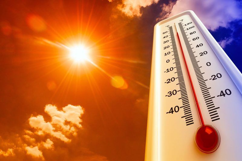 ¡Ropa ligera y mucha hidratación! Recomiendan medidas de prevención por altas temperaturas
