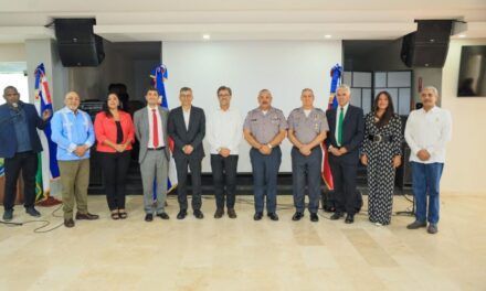 Policías Dominicanos y Delegación Chilena Conmemoran 215° Aniversario de las Fiestas Patrias de Chile