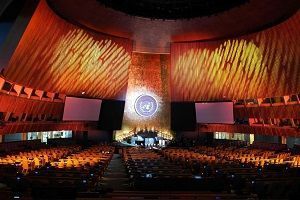 En la Asamblea General de Naciones Unidas, la DG de la OIM reclama una cooperación más sólida en el ámbito de la migración