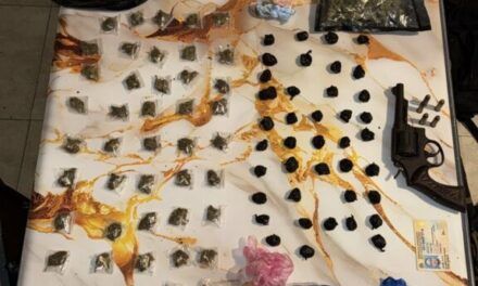 PN y MP arrestan a “El Maestro”, “Goro” y “Soldo” en flagrante delito; les ocupan arma ilegal, sustancias controladas y otros elementos ilícitos en Santiago