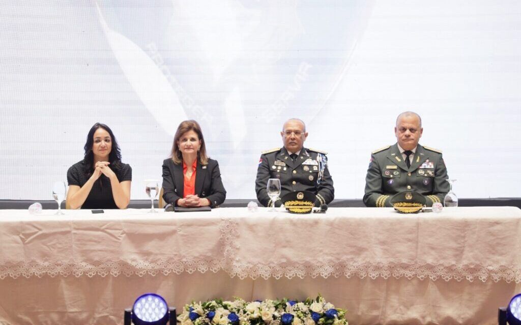 Policía Nacional celebra acto de entrega de la “Medalla al Mérito Policial 2025”, durante conmemoración del Día de San Judas Tadeo, santo patrón de la institución